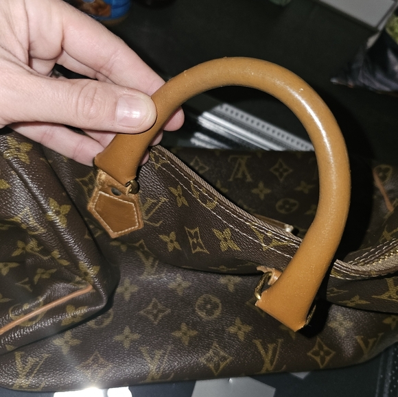 Louis Vuitton French Company Bag - Picture 15 of 16
